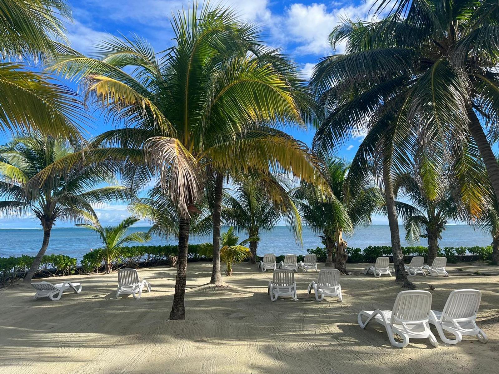 Captain Morgan'S Retreat San Pedro  Exterior foto